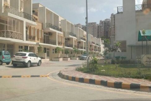 Amrapali Dream Valley Villas Greater Noida West Greater Noida| Price List & Brochure Floor Plan Plots| House| Villas| Apartments | Flats in Resale| Sale| Rent