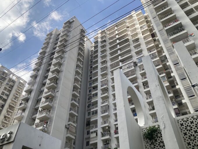 Solitaire VVIP Homes Sector 16C Greater Noida| Price List & Brochure Floor Plan Plots| House| Villas| Apartments | Flats in Resale| Sale| Rent