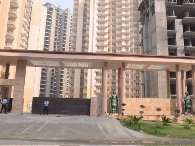Anthem French Apartments Sector 16 B Greater Noida| Price List & Brochure Floor Plan Plots| House| Villas| Apartments | Flats in Resale| Sale| Rent