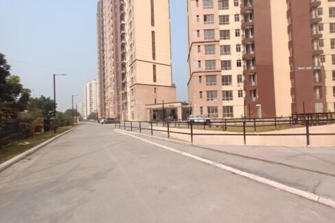 Jaypee Greens Knights Court Flats in Sector 128 Noida