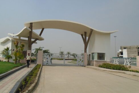 Supertech Golf Country Yamuna Expressway Greater Noida| Price List & Brochure Floor Plan Plots| House| Villas| Apartments | Flats in Resale| Sale| Rent