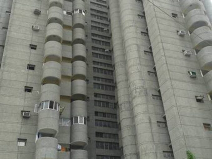 Karan Malyagiri Apartments Anand Vihar Ghaziabad