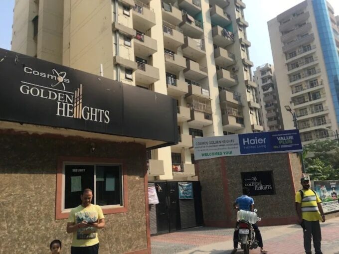 Cosmos Golden Heights Crossings Republik Ghaziabad