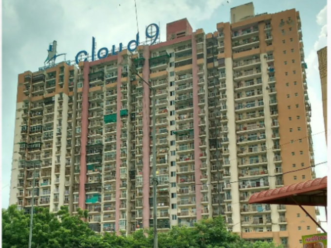 Flats for Sale in Rishabh Cloud9 Skylish Towers Indirapuram Ghaziabad