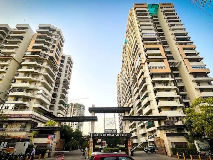 Gaur Global Village Crossing Republik Ghaziabad