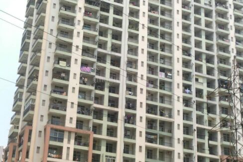 Mahagun Majestic Flats in Crossings Republik Ghaziabad