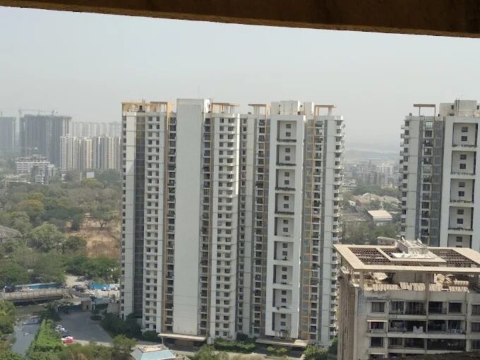 Ready to Move 2 BHK Flats for Sale in Lodha Iris Majiwada Thane