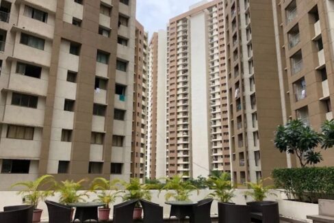 2 BHK Ready to Move Flats for Resale in Lodha Vivant Ghodbunder Road Thane