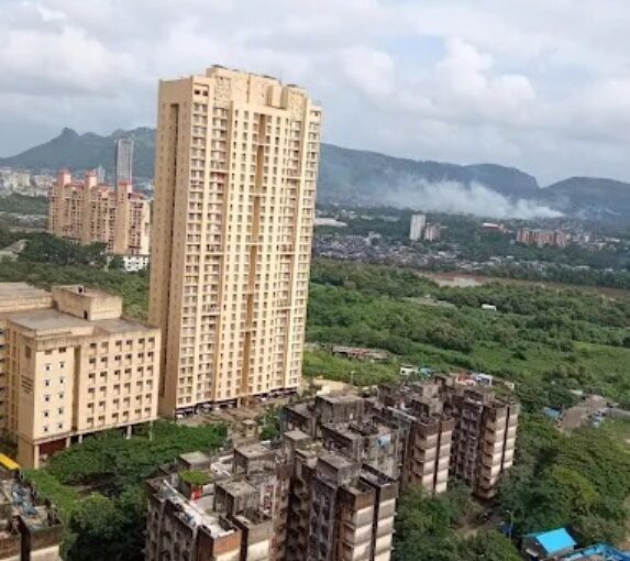 Ready To Move  2 BHK Flat In Rustomjee Aurelia in Majiwada Thane