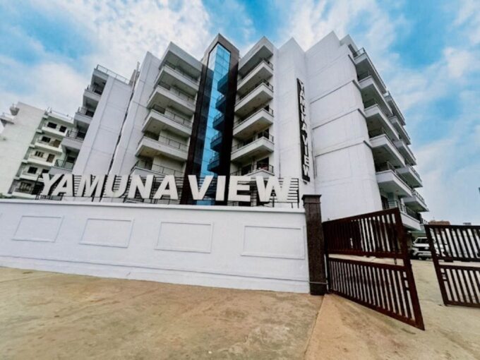 Govinda Yamuna View Apartments Civil Lines Agra