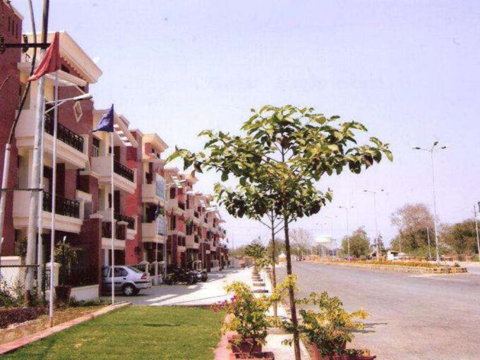 Flats for Resale in Parsvnath Panchvati Taj Nagari Agra