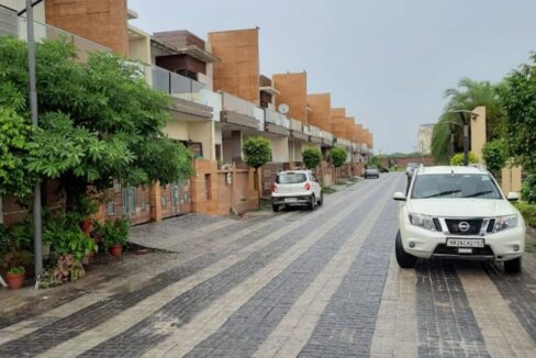 Krishna Aspire Dayal Bagh Agra