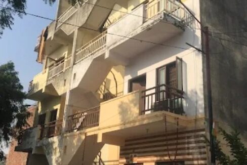 Flats for Resale in Nikhil Paradise Shastripuram Agra