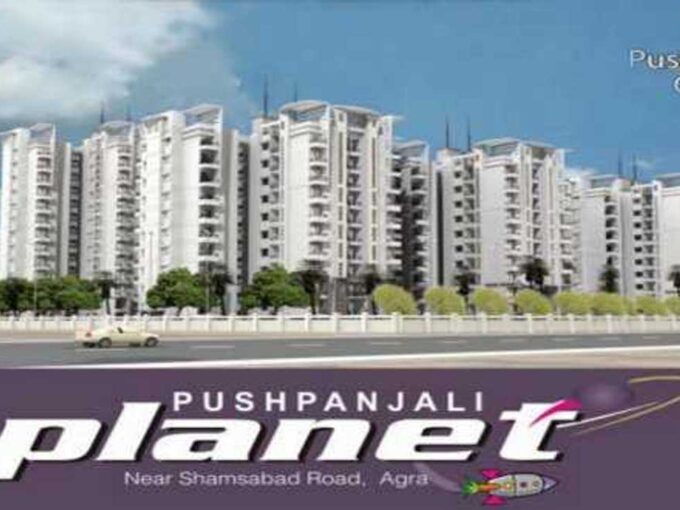 Pushpanjali Planet in Shamshabad Road Agra